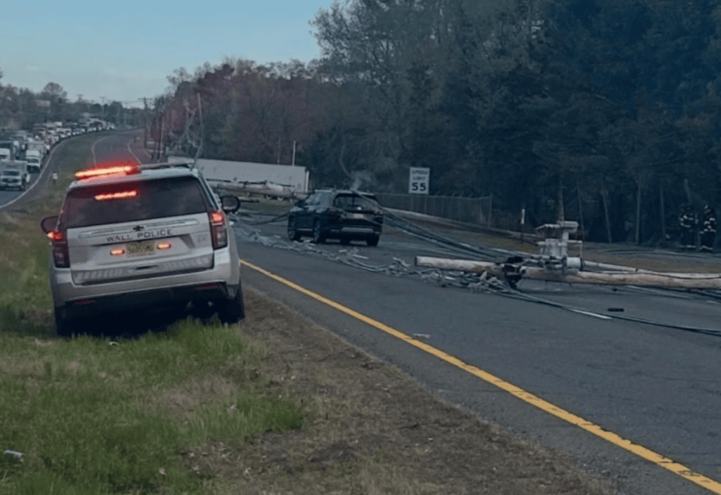 Tractor-Trailer Exiting Business takes Live Wires down